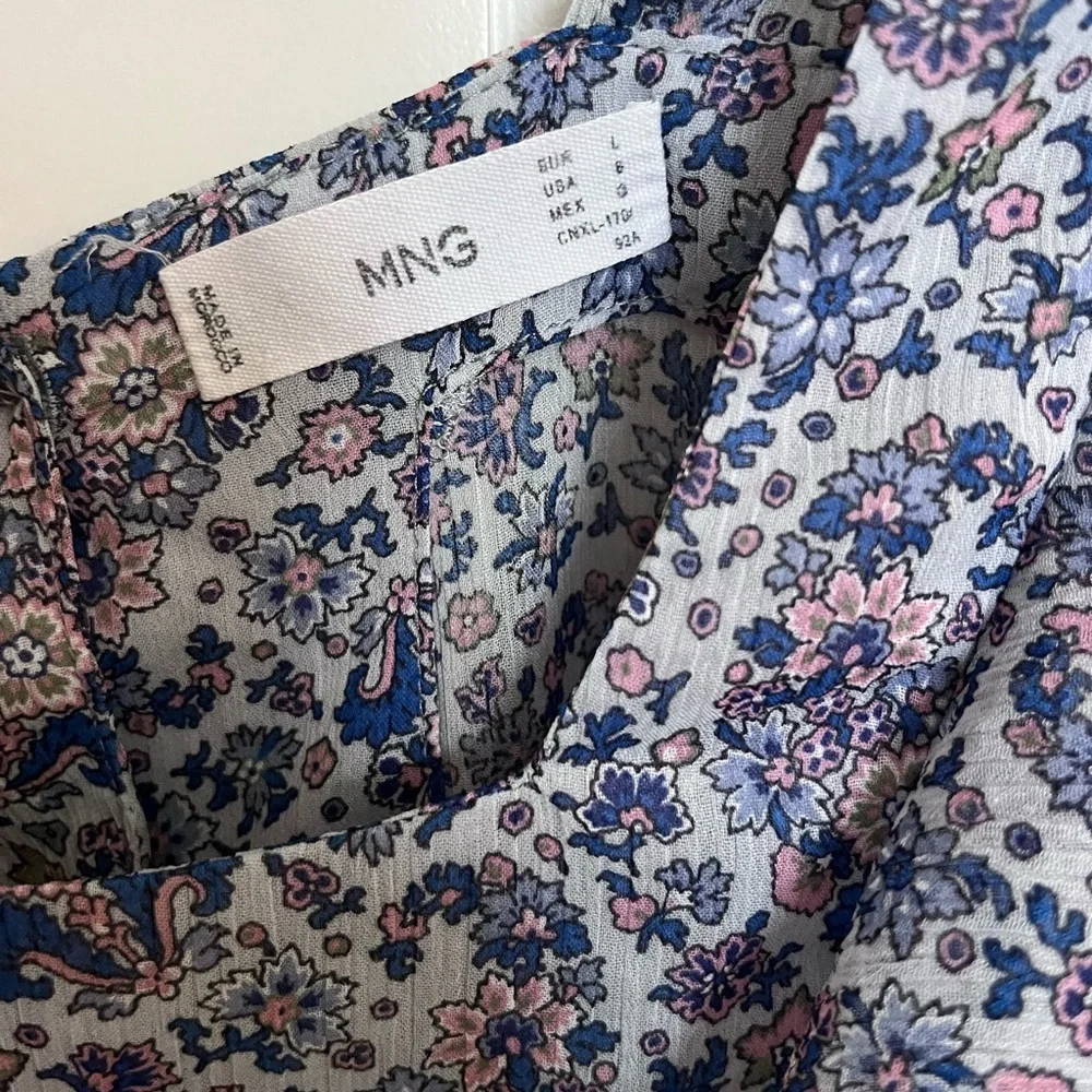 Floral Ruffle Button-Front - Picture 10 of 10